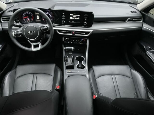 Черный Киа Оптима, объемом двигателя 2 л и пробегом 155 тыс. км за 19200 $, фото 12 на Automoto.ua