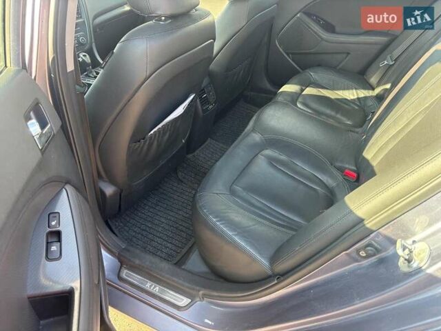 Фіолетовий Кіа Оптіма, об'ємом двигуна 2 л та пробігом 188 тис. км за 9990 $, фото 14 на Automoto.ua