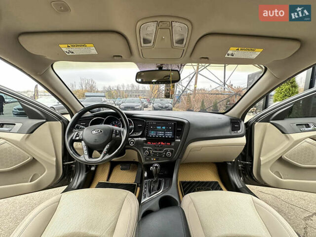 Коричневый Киа Оптима, объемом двигателя 2.36 л и пробегом 220 тыс. км за 8800 $, фото 17 на Automoto.ua