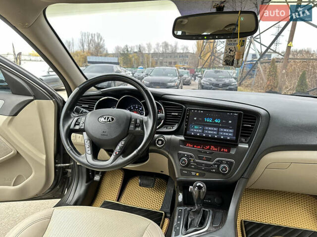 Коричневый Киа Оптима, объемом двигателя 2.36 л и пробегом 220 тыс. км за 8800 $, фото 18 на Automoto.ua