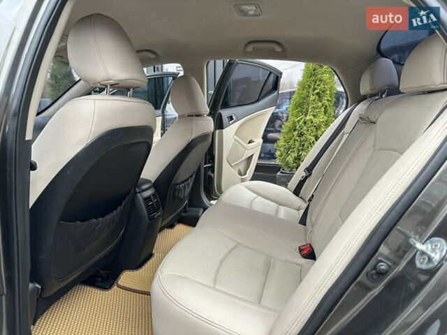 Коричневый Киа Оптима, объемом двигателя 2.36 л и пробегом 220 тыс. км за 8800 $, фото 14 на Automoto.ua