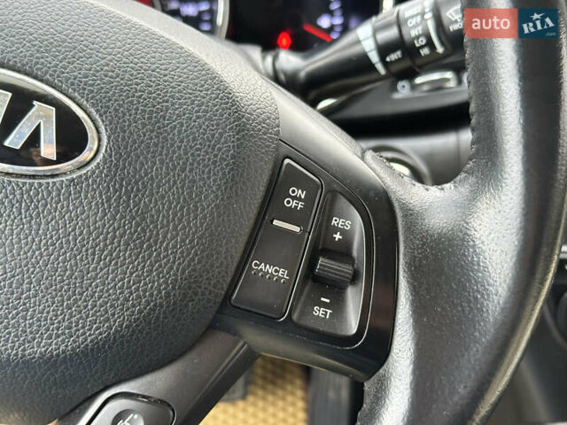 Коричневый Киа Оптима, объемом двигателя 2.36 л и пробегом 220 тыс. км за 8800 $, фото 28 на Automoto.ua