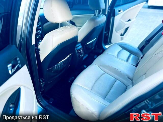 Коричневий Кіа Оптіма, об'ємом двигуна 2.4 л та пробігом 235 тис. км за 9700 $, фото 9 на Automoto.ua