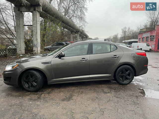 Коричневий Кіа Оптіма, об'ємом двигуна 2.4 л та пробігом 120 тис. км за 9000 $, фото 1 на Automoto.ua
