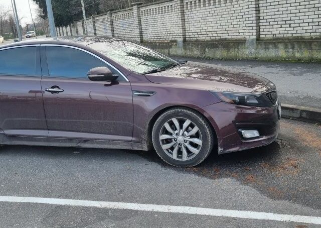 Червоний Кіа Оптіма, об'ємом двигуна 2.4 л та пробігом 170 тис. км за 8200 $, фото 1 на Automoto.ua