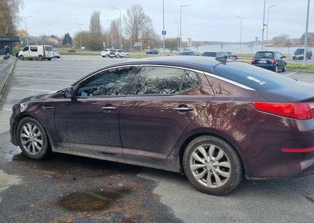 Червоний Кіа Оптіма, об'ємом двигуна 2.4 л та пробігом 170 тис. км за 8200 $, фото 3 на Automoto.ua