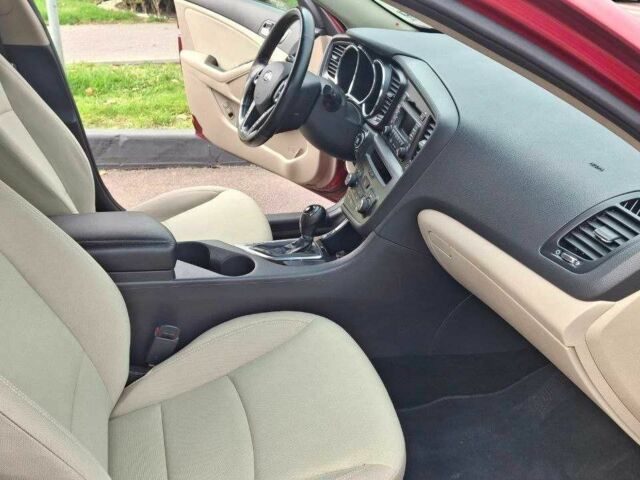 Червоний Кіа Оптіма, об'ємом двигуна 2.4 л та пробігом 145 тис. км за 9200 $, фото 13 на Automoto.ua