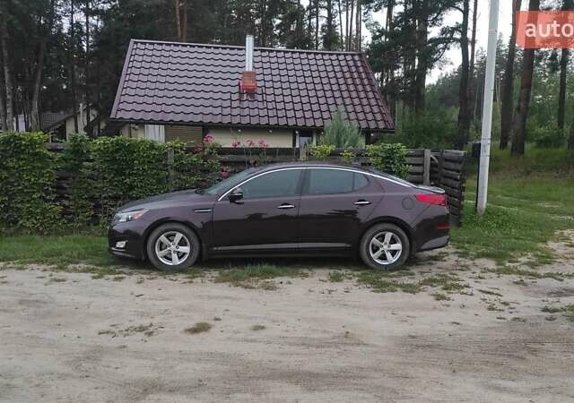 Червоний Кіа Оптіма, об'ємом двигуна 2.36 л та пробігом 290 тис. км за 8000 $, фото 4 на Automoto.ua