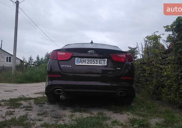 Червоний Кіа Оптіма, об'ємом двигуна 2.36 л та пробігом 290 тис. км за 8000 $, фото 3 на Automoto.ua