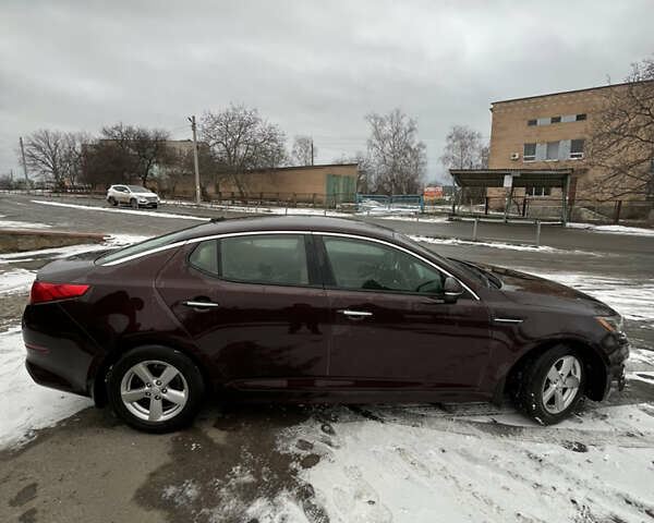 Червоний Кіа Оптіма, об'ємом двигуна 2.4 л та пробігом 223 тис. км за 9900 $, фото 3 на Automoto.ua