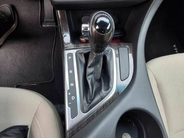 Червоний Кіа Оптіма, об'ємом двигуна 2.4 л та пробігом 145 тис. км за 9200 $, фото 14 на Automoto.ua