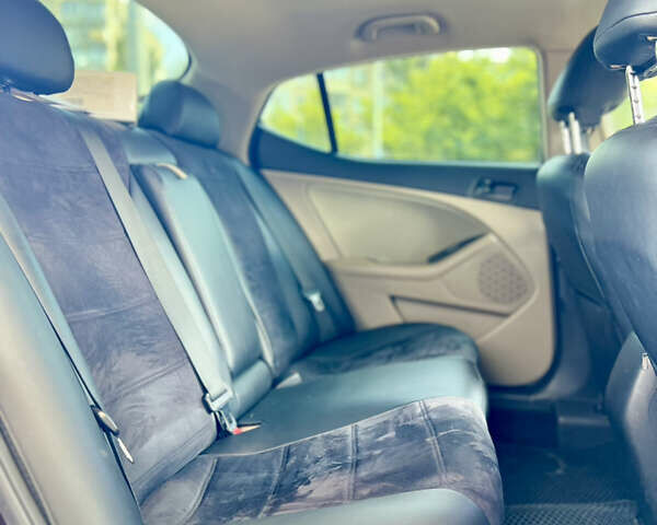 Червоний Кіа Оптіма, об'ємом двигуна 2.4 л та пробігом 184 тис. км за 9499 $, фото 20 на Automoto.ua