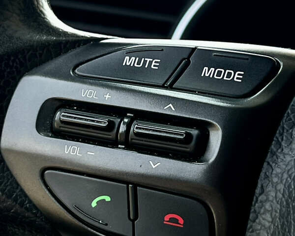 Червоний Кіа Оптіма, об'ємом двигуна 2.4 л та пробігом 184 тис. км за 9499 $, фото 11 на Automoto.ua