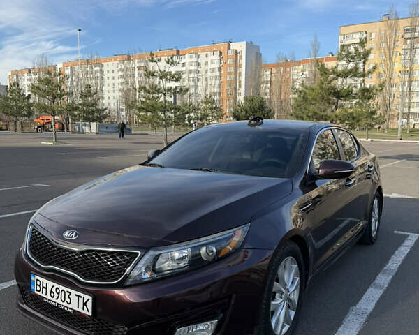 Красный Киа Оптима, объемом двигателя 2.36 л и пробегом 177 тыс. км за 8700 $, фото 1 на Automoto.ua