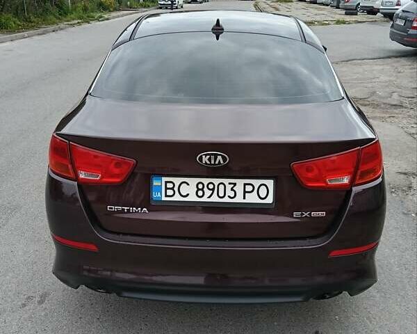 Червоний Кіа Оптіма, об'ємом двигуна 2.36 л та пробігом 120 тис. км за 10200 $, фото 6 на Automoto.ua