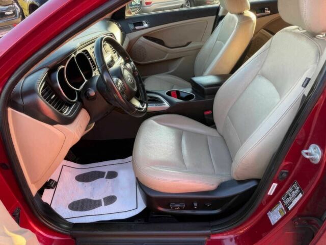 Красный Киа Оптима, объемом двигателя 2.4 л и пробегом 83 тыс. км за 5000 $, фото 8 на Automoto.ua