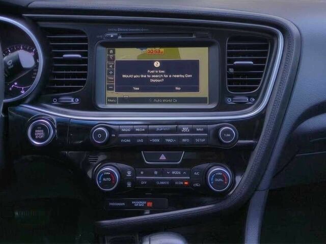 Красный Киа Оптима, объемом двигателя 2.4 л и пробегом 79 тыс. км за 4100 $, фото 5 на Automoto.ua