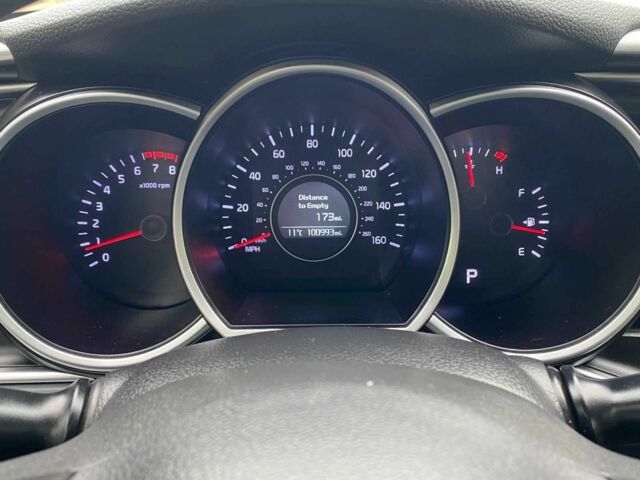 Червоний Кіа Оптіма, об'ємом двигуна 2.4 л та пробігом 162 тис. км за 9700 $, фото 20 на Automoto.ua