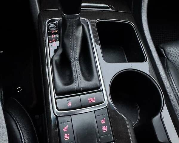 Красный Киа Оптима, объемом двигателя 2.36 л и пробегом 154 тыс. км за 12500 $, фото 45 на Automoto.ua