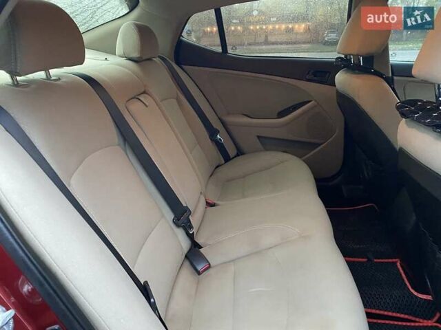 Красный Киа Оптима, объемом двигателя 2.36 л и пробегом 162 тыс. км за 9700 $, фото 15 на Automoto.ua