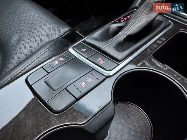 Красный Киа Оптима, объемом двигателя 2.4 л и пробегом 154 тыс. км за 11990 $, фото 36 на Automoto.ua