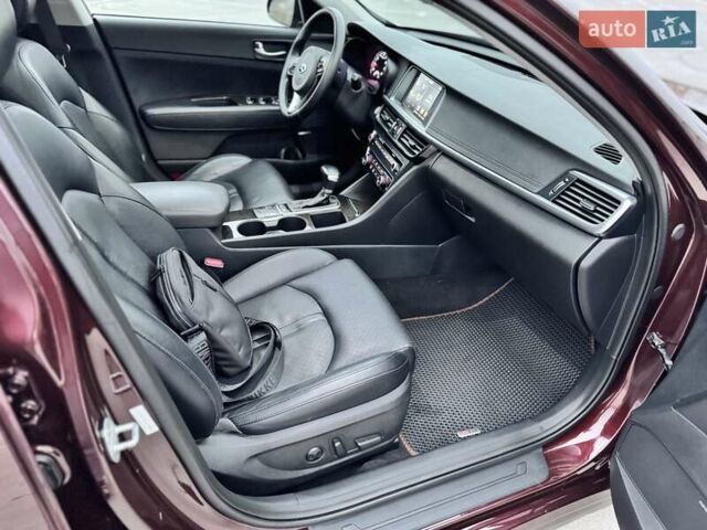 Красный Киа Оптима, объемом двигателя 2.4 л и пробегом 154 тыс. км за 11990 $, фото 33 на Automoto.ua