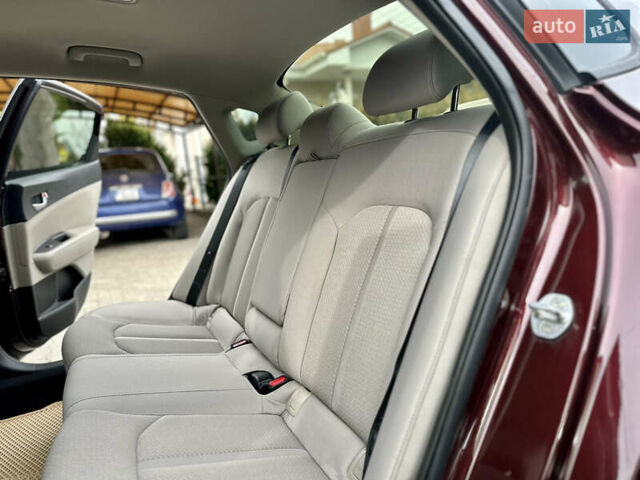 Красный Киа Оптима, объемом двигателя 2.36 л и пробегом 210 тыс. км за 11200 $, фото 28 на Automoto.ua