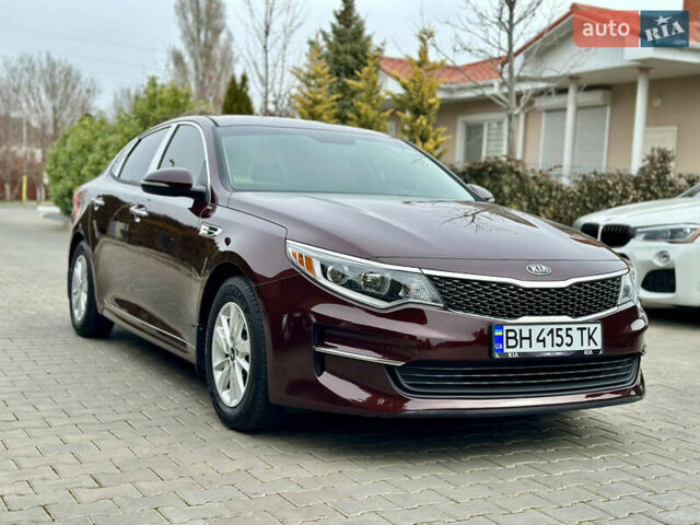 Красный Киа Оптима, объемом двигателя 2.36 л и пробегом 210 тыс. км за 11200 $, фото 15 на Automoto.ua
