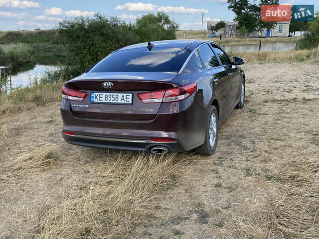 Червоний Кіа Оптіма, об'ємом двигуна 2.36 л та пробігом 120 тис. км за 10500 $, фото 3 на Automoto.ua