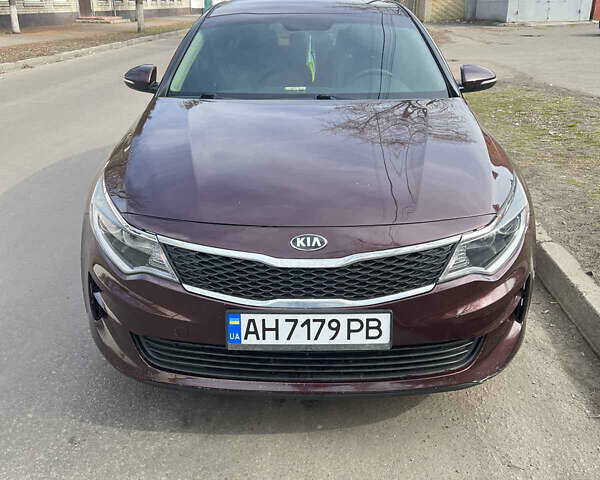 Кіа Оптіма 2016 у Кременчуге на Automoto.ua Червоний Кіа Оптіма, об'ємом двигуна 2.36 л та пробігом 105 тис. км за 10300 $, фото 4 на Automoto.ua