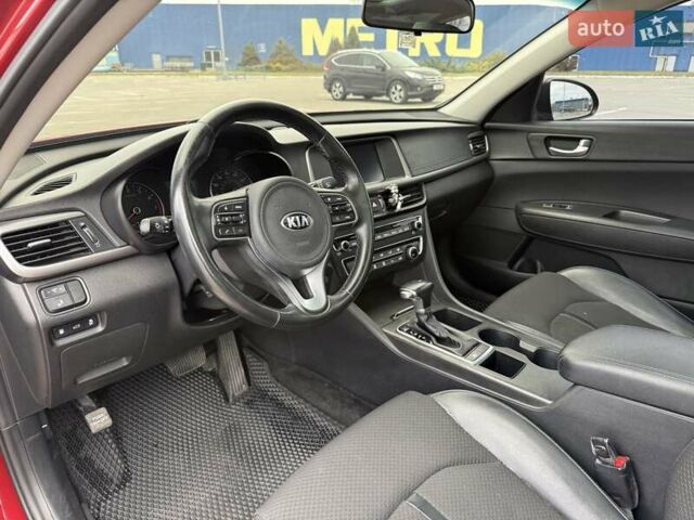 Красный Киа Оптима, объемом двигателя 2.4 л и пробегом 145 тыс. км за 12900 $, фото 6 на Automoto.ua