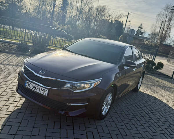 Красный Киа Оптима, объемом двигателя 2.36 л и пробегом 91 тыс. км за 10999 $, фото 5 на Automoto.ua