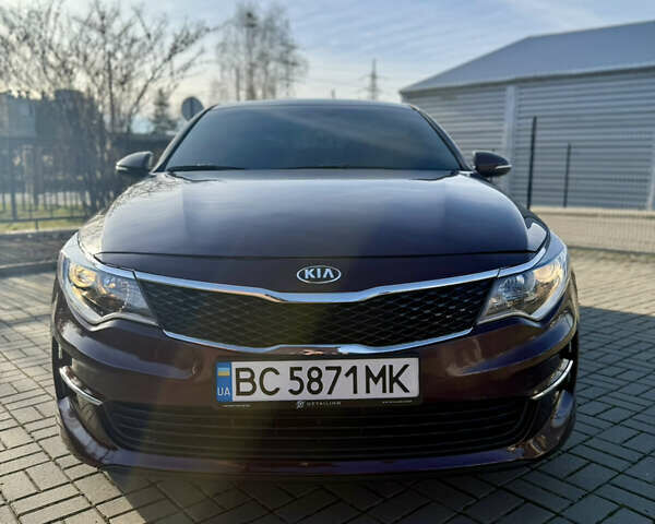 Красный Киа Оптима, объемом двигателя 2.36 л и пробегом 91 тыс. км за 10999 $, фото 4 на Automoto.ua