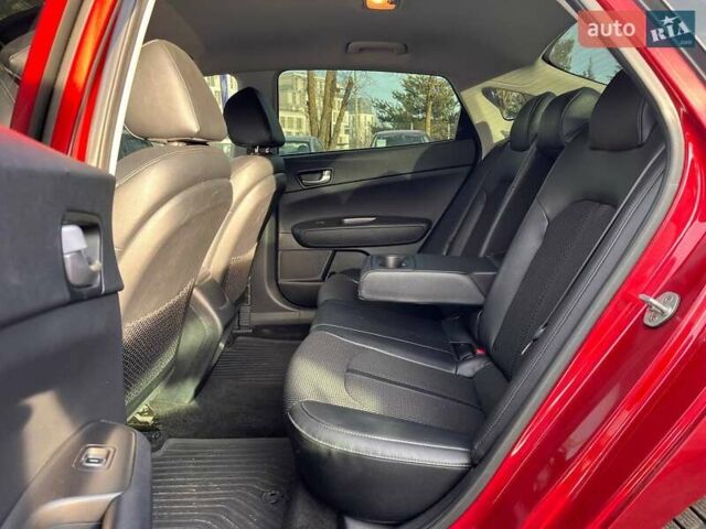 Красный Киа Оптима, объемом двигателя 2.36 л и пробегом 85 тыс. км за 12800 $, фото 17 на Automoto.ua