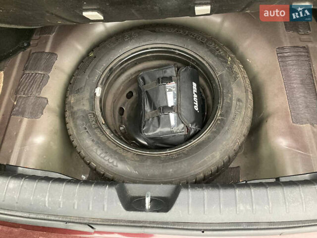 Красный Киа Оптима, объемом двигателя 2.4 л и пробегом 158 тыс. км за 12500 $, фото 9 на Automoto.ua