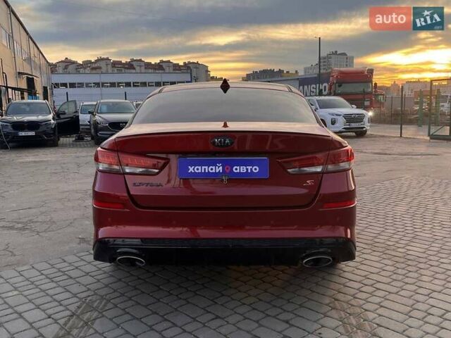 Красный Киа Оптима, объемом двигателя 2.36 л и пробегом 85 тыс. км за 12800 $, фото 5 на Automoto.ua
