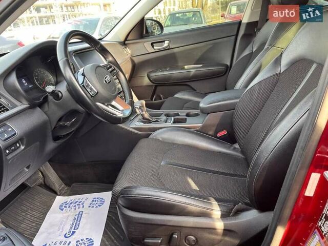 Красный Киа Оптима, объемом двигателя 2.36 л и пробегом 85 тыс. км за 12800 $, фото 16 на Automoto.ua