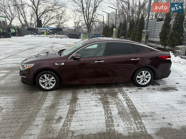 Червоний Кіа Оптіма, об'ємом двигуна 2.36 л та пробігом 83 тис. км за 12400 $, фото 5 на Automoto.ua