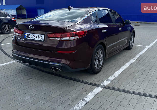 Красный Киа Оптима, объемом двигателя 2.36 л и пробегом 113 тыс. км за 14500 $, фото 48 на Automoto.ua