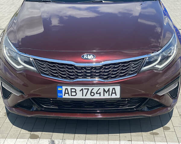 Красный Киа Оптима, объемом двигателя 2.36 л и пробегом 107 тыс. км за 13600 $, фото 24 на Automoto.ua