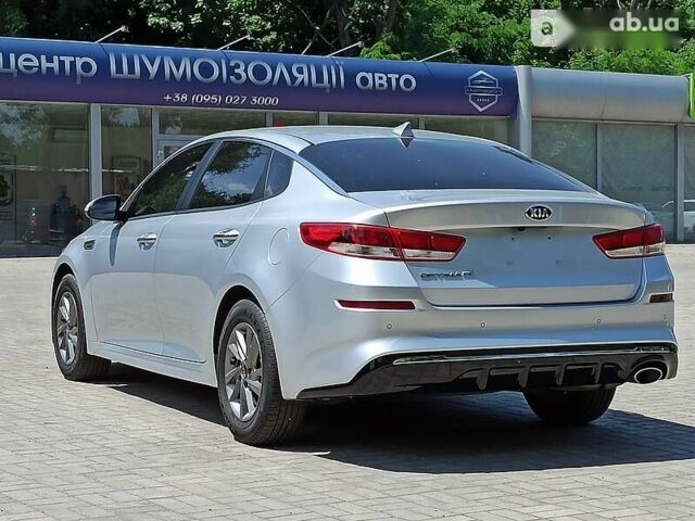 Киа Оптима, объемом двигателя 2.4 л и пробегом 37 тыс. км за 17200 $, фото 9 на Automoto.ua