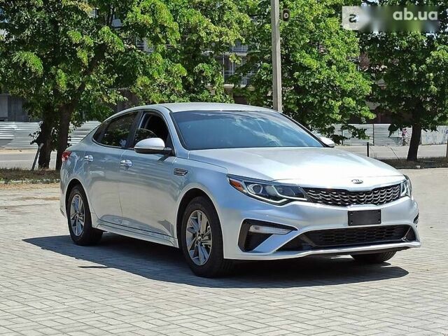 Киа Оптима, объемом двигателя 2.4 л и пробегом 37 тыс. км за 17200 $, фото 5 на Automoto.ua