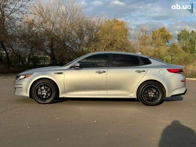 Киа Оптима, объемом двигателя 2.4 л и пробегом 85 тыс. км за 13900 $, фото 4 на Automoto.ua