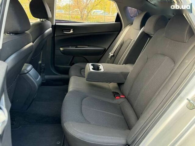 Киа Оптима, объемом двигателя 2.4 л и пробегом 85 тыс. км за 13900 $, фото 12 на Automoto.ua