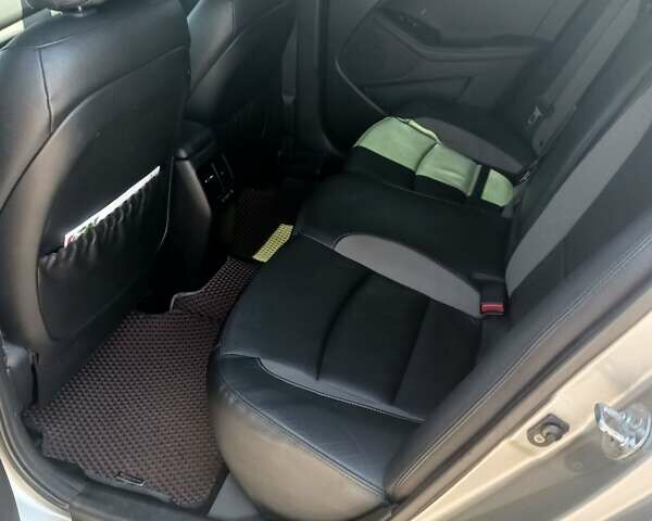 Киа Оптима, объемом двигателя 2.4 л и пробегом 300 тыс. км за 11000 $, фото 9 на Automoto.ua