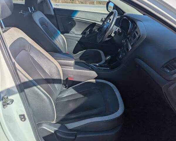 Киа Оптима, объемом двигателя 2.36 л и пробегом 205 тыс. км за 9300 $, фото 22 на Automoto.ua