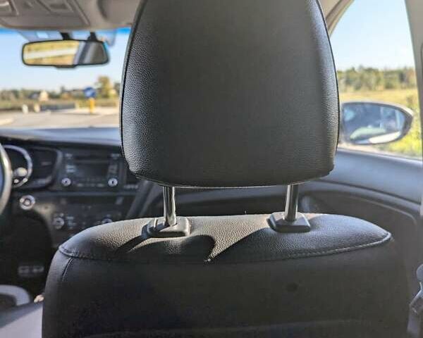 Киа Оптима, объемом двигателя 2.36 л и пробегом 205 тыс. км за 9300 $, фото 33 на Automoto.ua