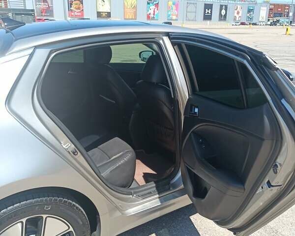 Киа Оптима, объемом двигателя 2.4 л и пробегом 300 тыс. км за 11000 $, фото 7 на Automoto.ua