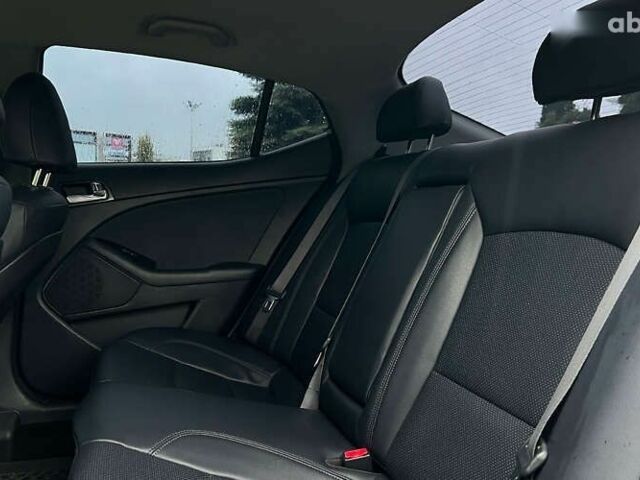 Киа Оптима, объемом двигателя 0 л и пробегом 215 тыс. км за 9700 $, фото 10 на Automoto.ua