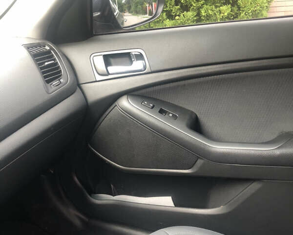 Киа Оптима, объемом двигателя 2.4 л и пробегом 270 тыс. км за 9700 $, фото 12 на Automoto.ua